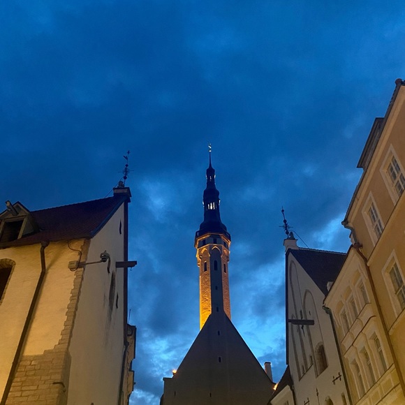 Meet your Posher, Hanna - Picture 1 of 1